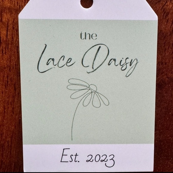 NEW Khaki Green Ditsy Floral Flutter Sleeve Frill Neckline Blouse - Picture 8 of 8